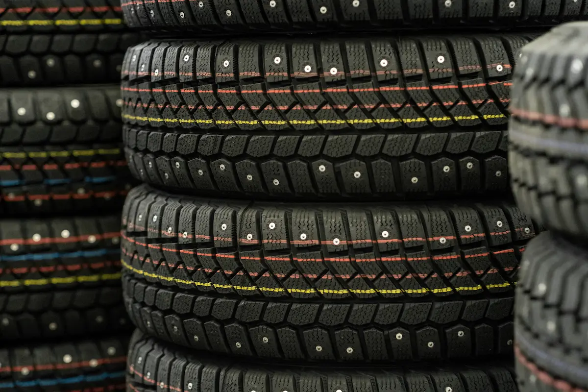 pila de neumaticos pila de neumaticos